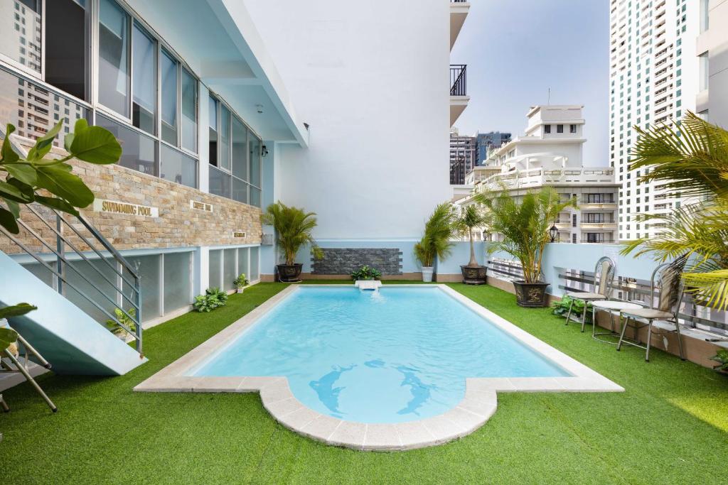 Wintersea Hotel