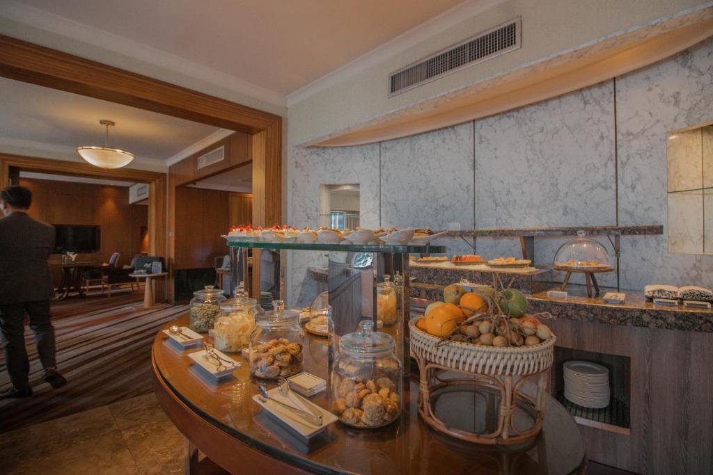 Bar/lounge