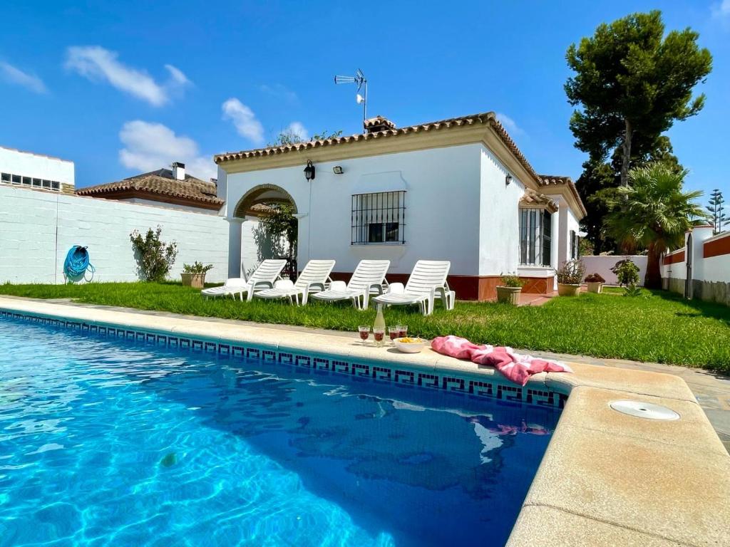 Chalet Manku, Chiclana de la Frontera