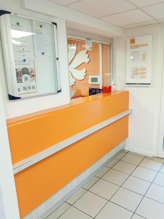 Premiere Classe Saint Brice Sous Foret 外観