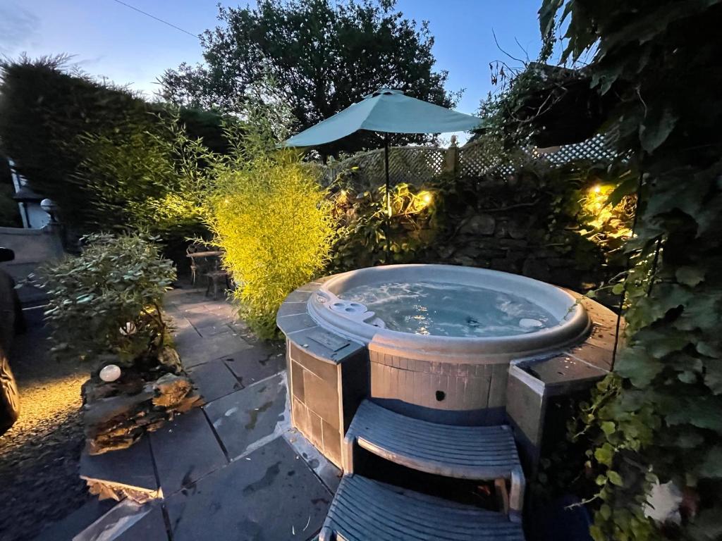 Marys Cottage Grasmere - Dog Friendly with Hot Tub photo 6