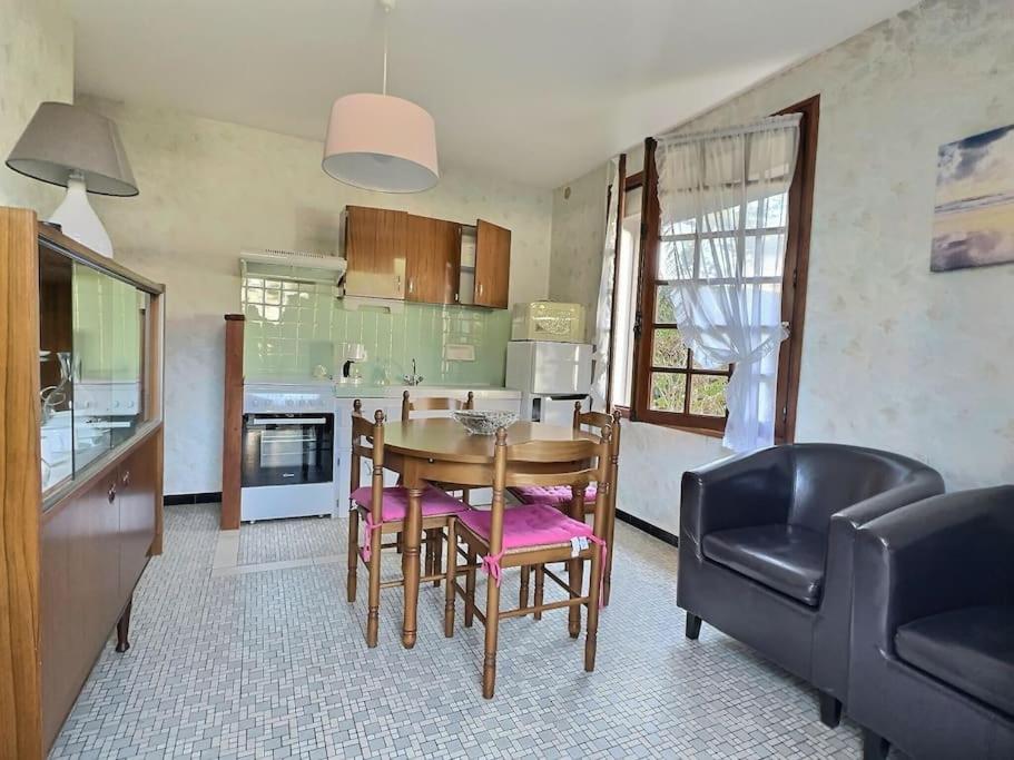 Appartement T2 Nord Est à 300m des plages - 3