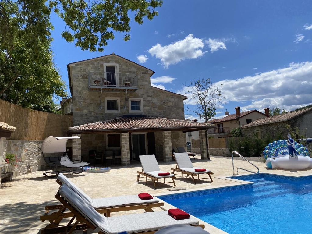 Di Nonno Giovanni, Buzet