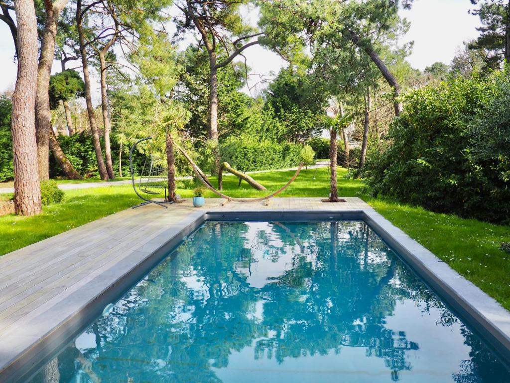 Villa avec piscine au coeur de la forêt - 5