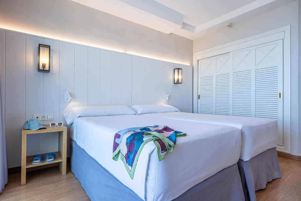 Estival Torrequebrada — Hotel rooms in Benalmadena, Andalusia