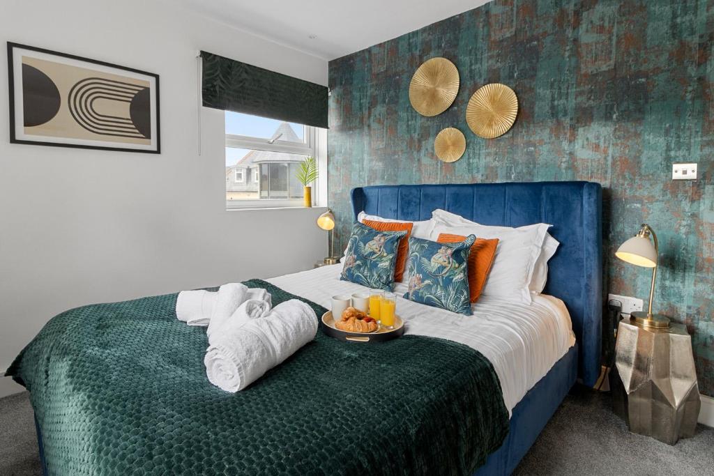 Sea views, Beachbreeze, Pet friendly, Private parking, Teignmouth