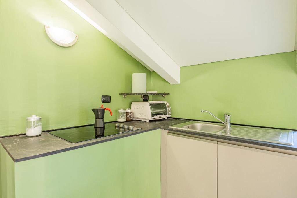 Green House - 3