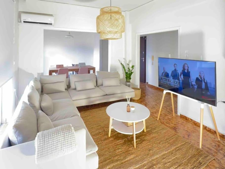 Linear Flat - City Center - Private Parking, Chania