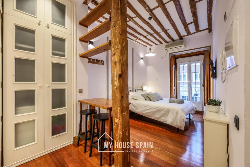 MyHouseSpain - Moderno Estudio en Plaza España, Мадрид