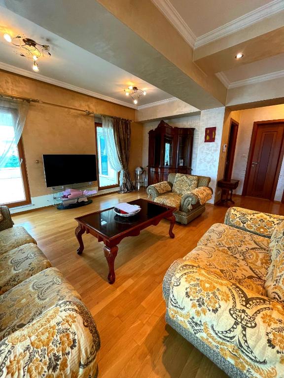 Central Rusitc Apartment - 3