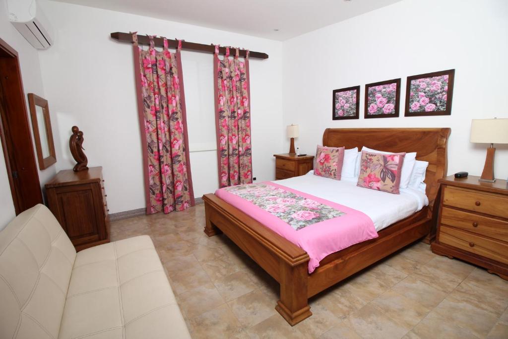 Amazilia Hotel - 2