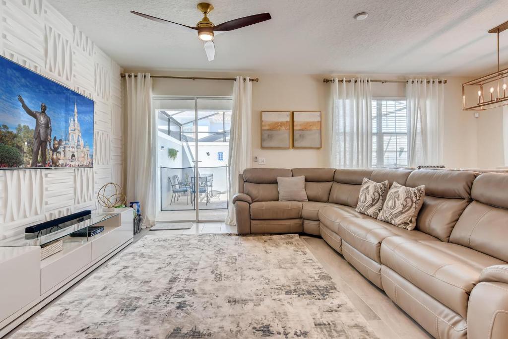 4801 ML - Ideal Retreat Townhome Oasis with Pool, Kissimmee