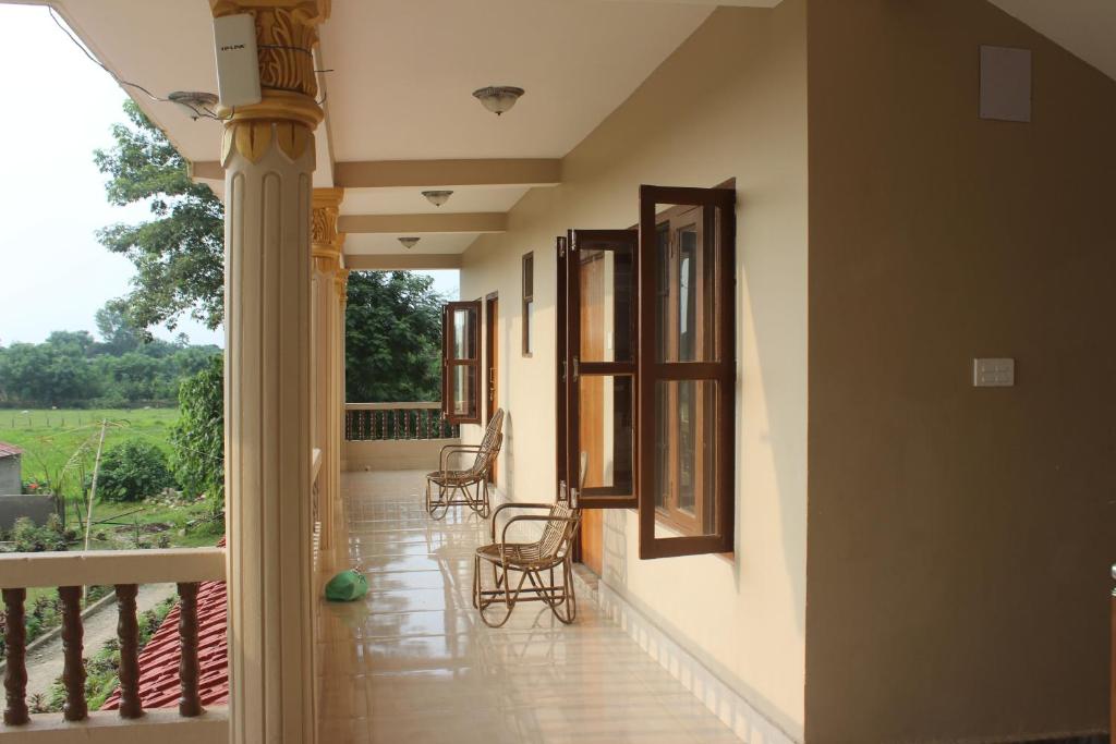 Balcony/terrace, Chitwan Forest Resort in Chitwan