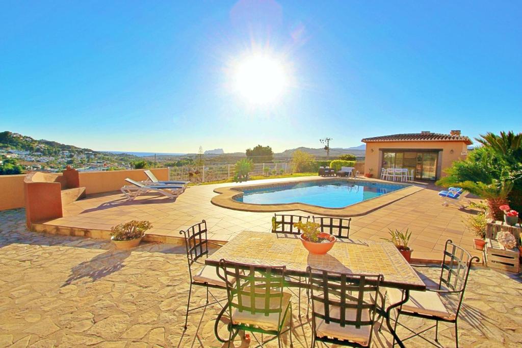 Marquesol - pri. pool villa with captivating hill views in Benitachell - 5