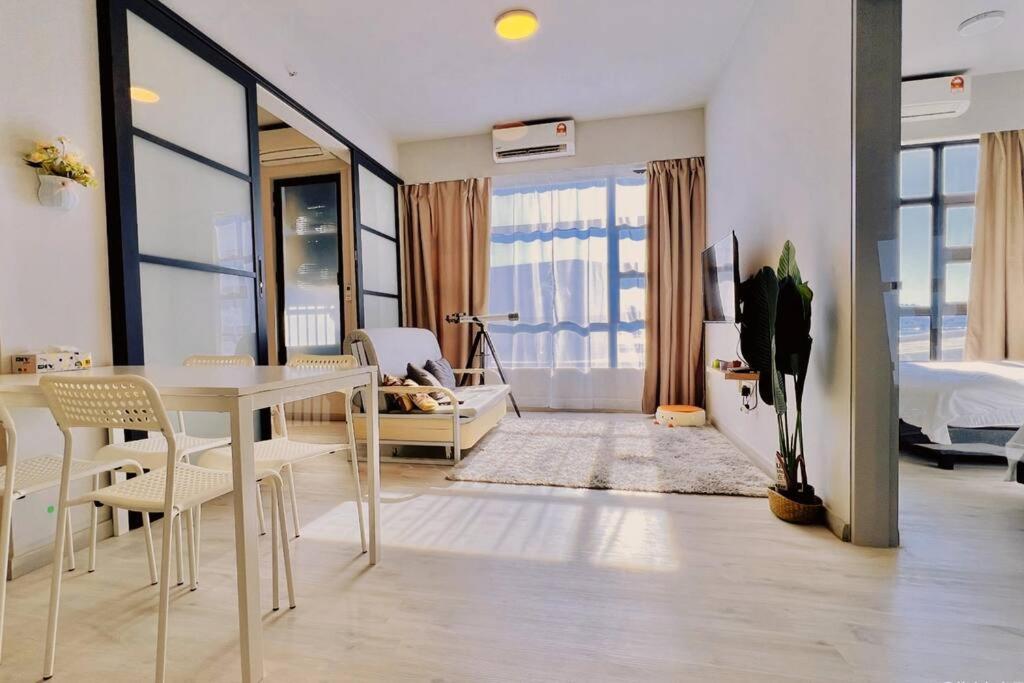 Unity Homestay 合一民宿 JQ NEW Seaview Netflix 5pax, Kota Kinabalu