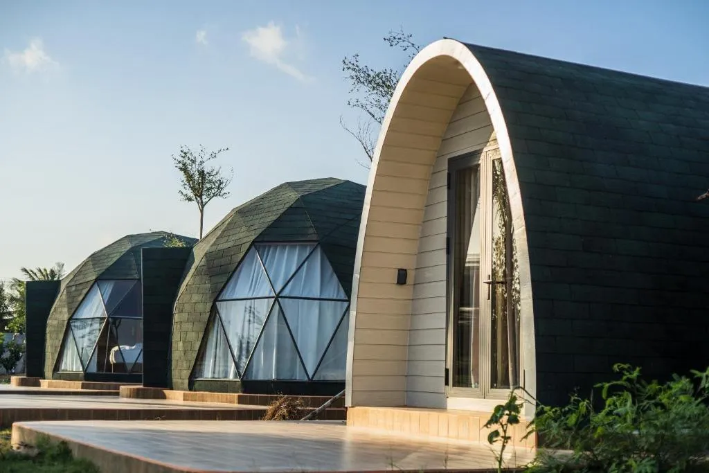 VinaEcolife Lodge, hotel in Ba Tri
