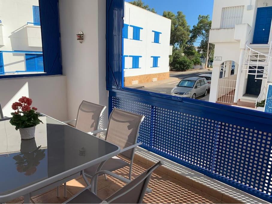 Los Pérez, Sant Josep de sa Talaia