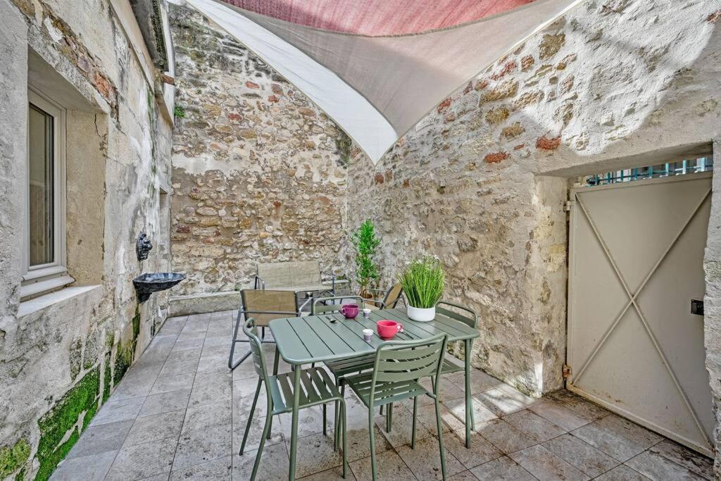 TopTip - CLiM - Terrasse - Wi-Fi -Parking gratuit en souterrain, Avignon