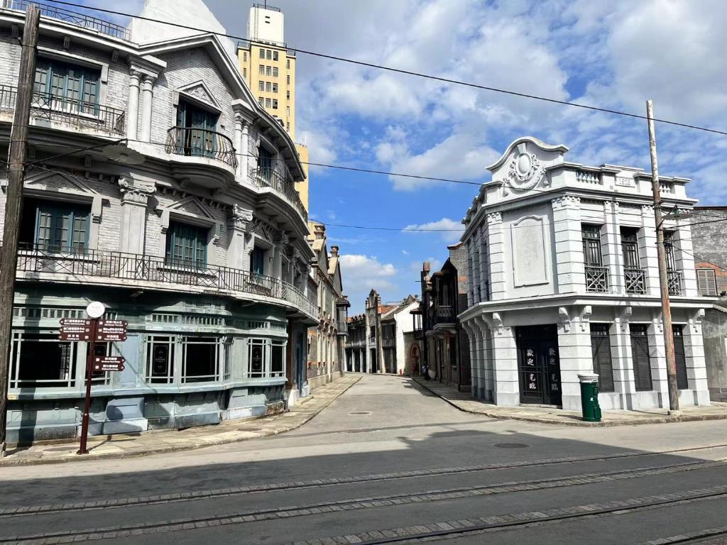 Surrounding environment