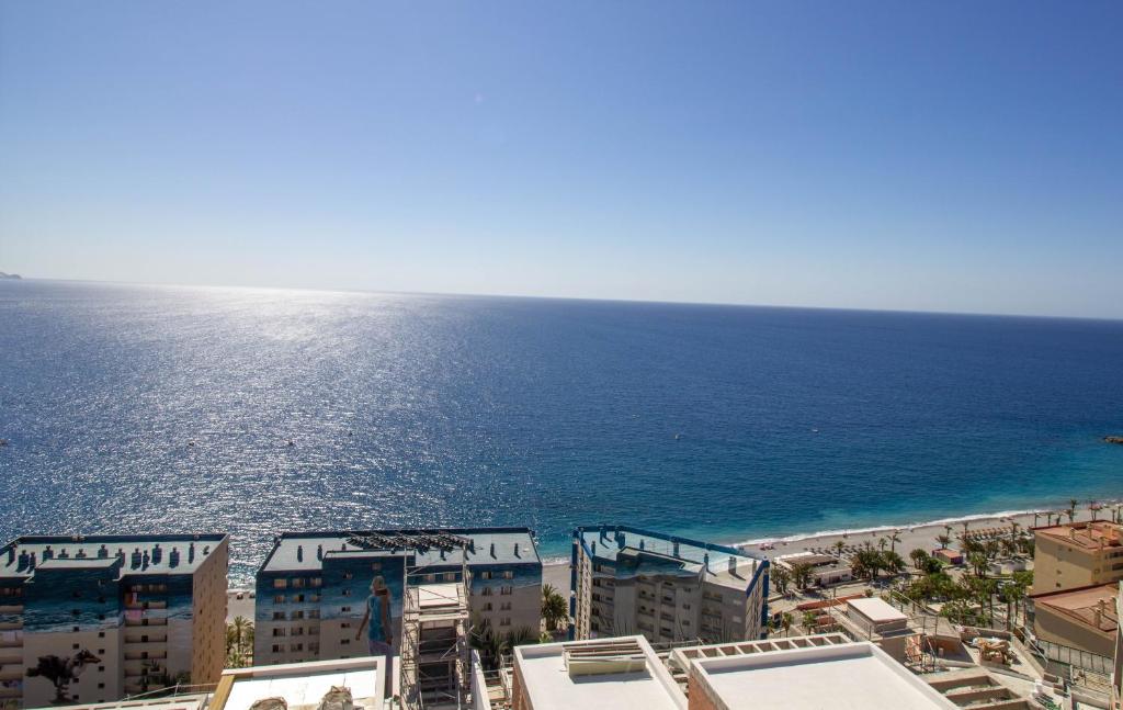 RentitSpain - Almuñecar - Vistas Increíbles al mar en Apartamentos Lambda - 4