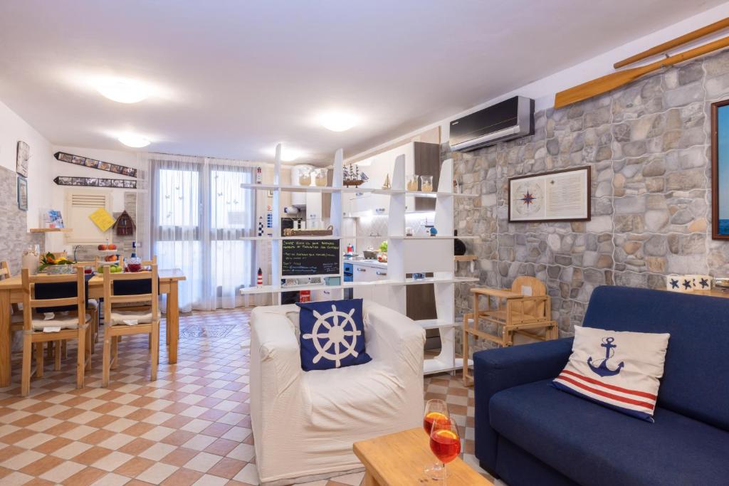 Marinautica Sea Cottage - 3