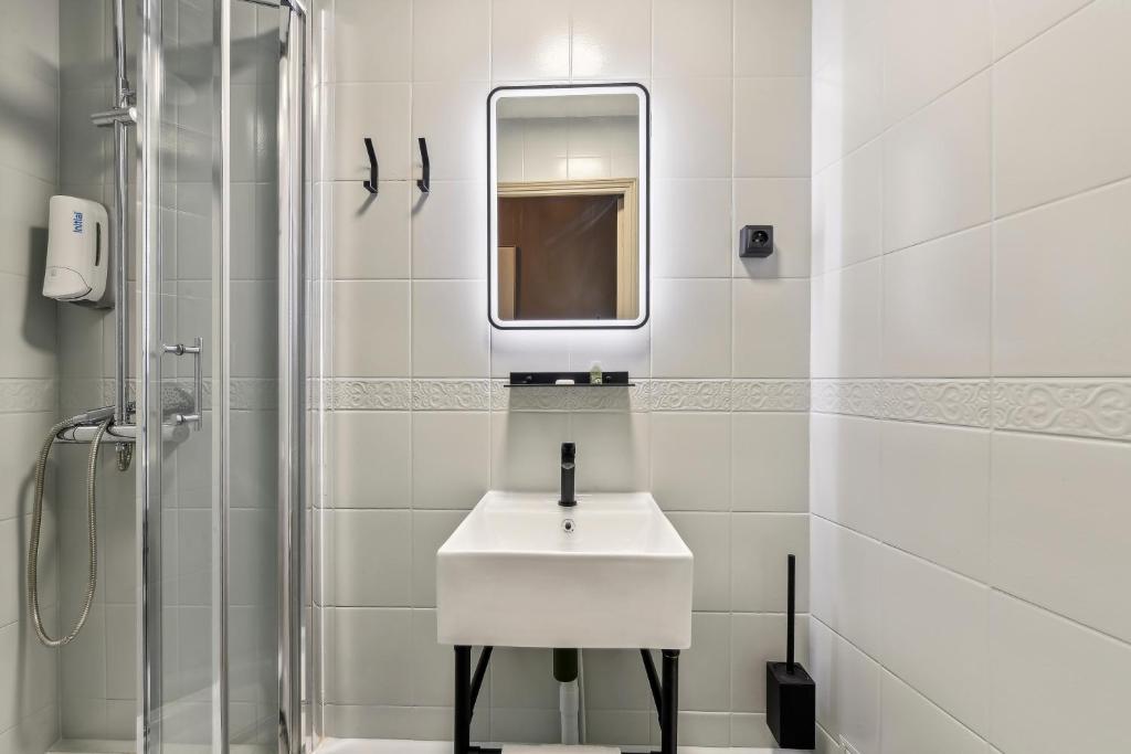 Hotel Margot - 4