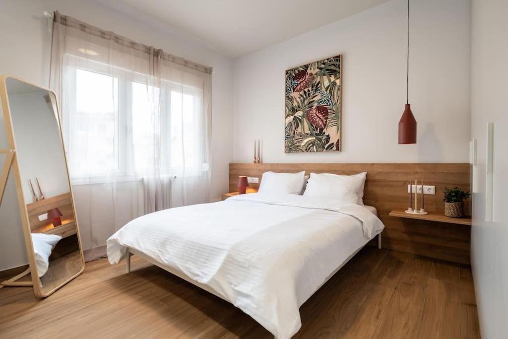 Glamorous 4th FL Apt in Kolonaki 6 min to Syntagma, Athen