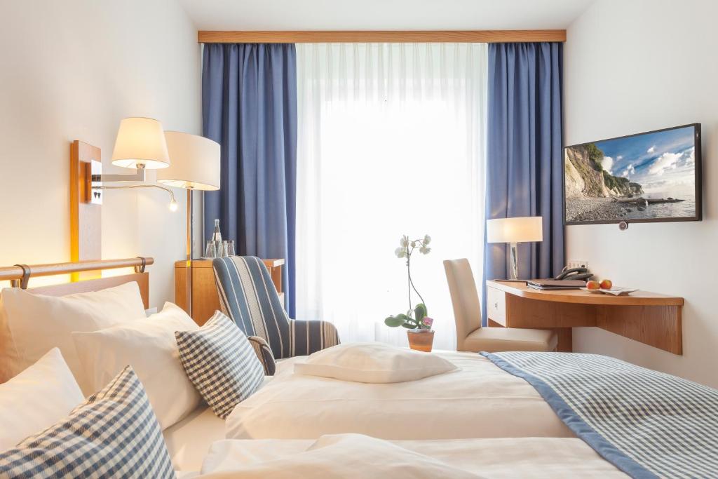 Kleines Doppelzimmer mit direktem Meerblick ohne Balkon