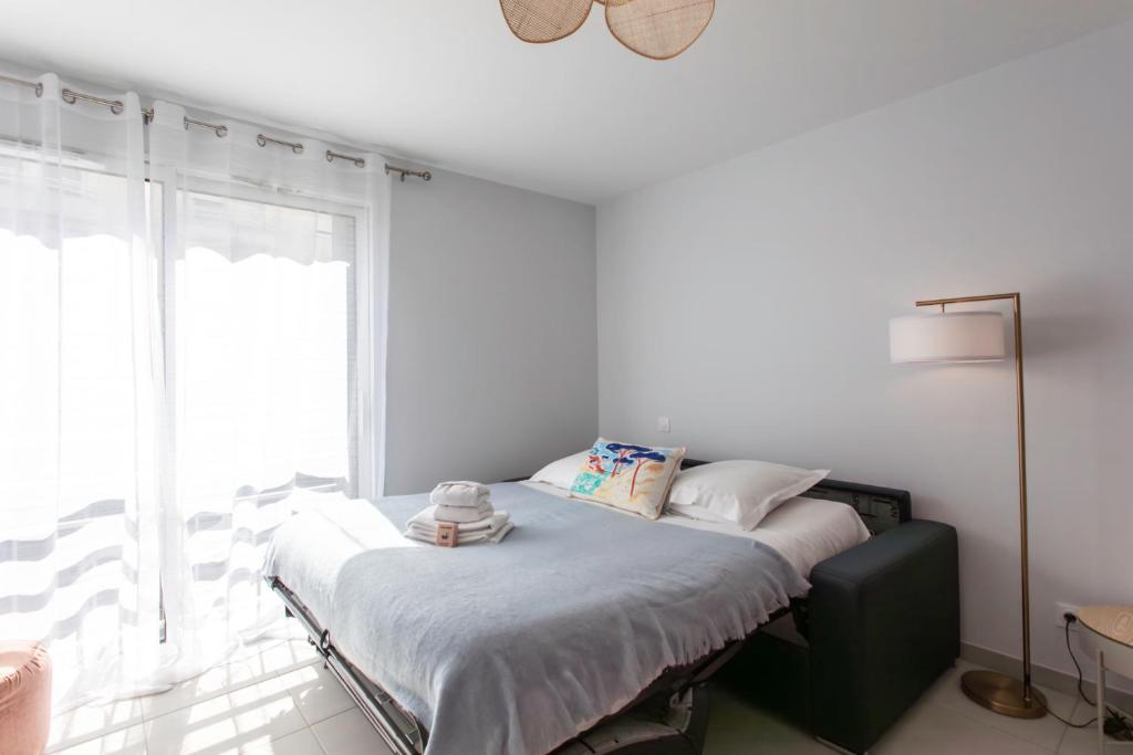 A5 Staywizus - Modern Studio 5 min to Sea - Pool & Garage - 3
