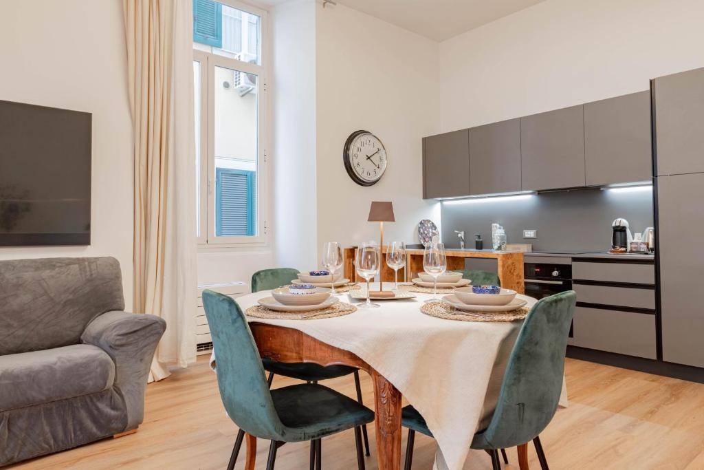 H11 [The King's Apartment] Ariston - Centro - 4