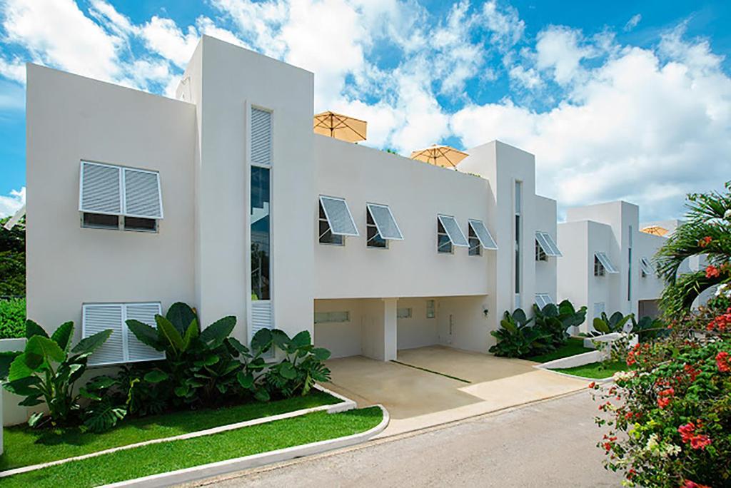 The Nest at Garden Grove 2 Bedroom, Saint James