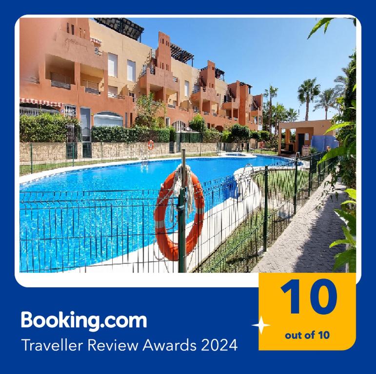 Apartamentos Paraiso de Vera Playa, Ed Tahiti bajo H, a pie de la playa, vistas piscina - 1
