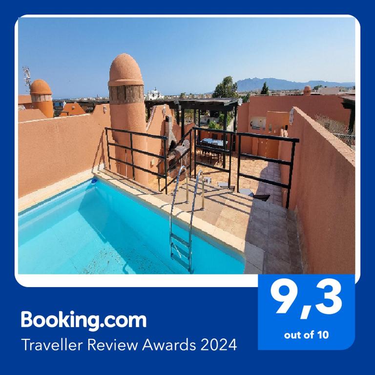 Apartamentos Paraiso Vera Playa, Ed Palmerston, Atico J a pie de Playa, piscina privada en solárium, WI-FI - 1