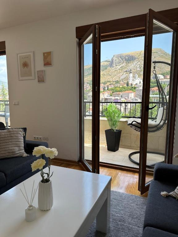 Captain's Luxury Apartments - 5