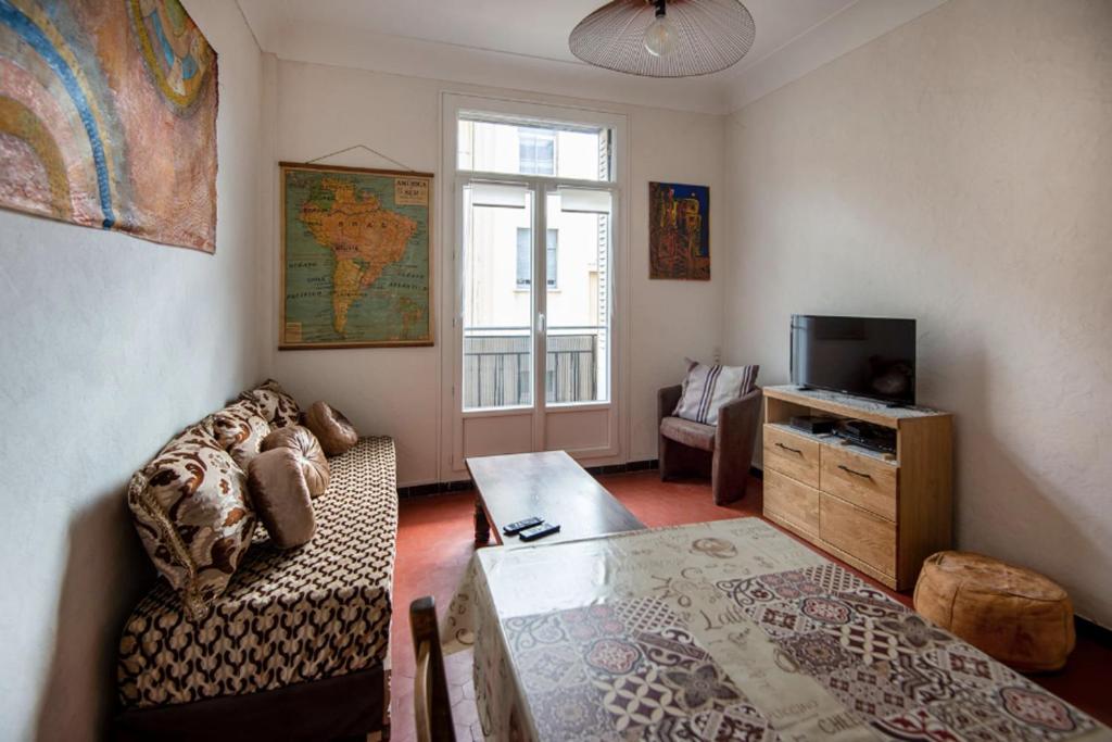 Bright Apartment in Marseille - 3