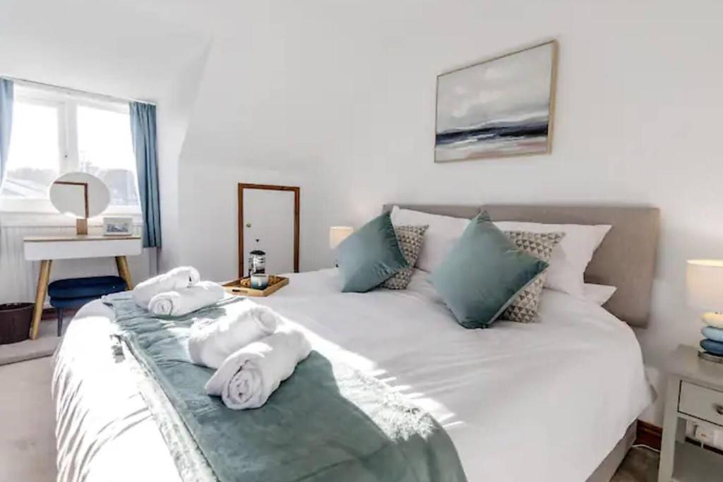 Turnstones - Seaside Home - Free Street Parking, Sheringham