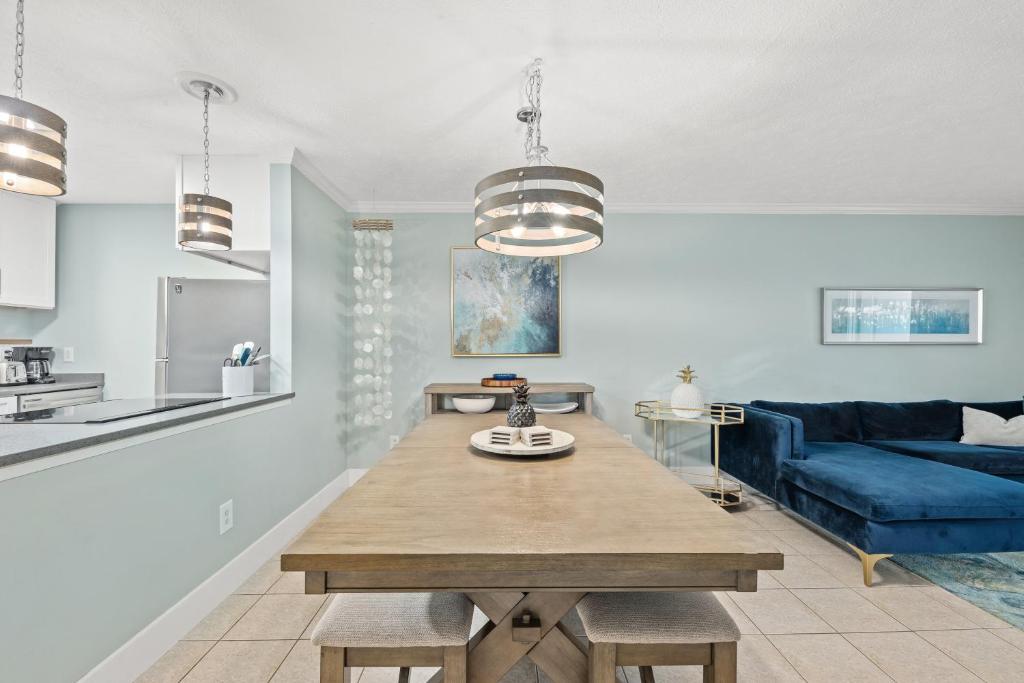 2 BR Home in St Andrews, Close to Everything, Panama City