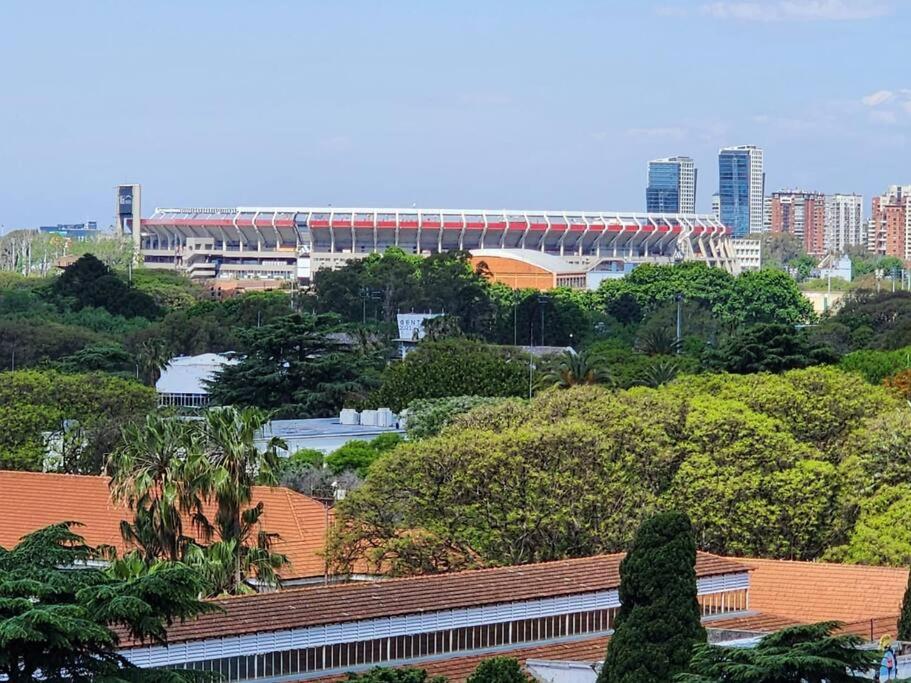 Excelente Departamento en Av. Del Libertador - 2