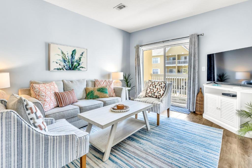 Coastside 2 BR with 2BA Sleeps 6 Bikes and Pool View, Santa Rosa Beach