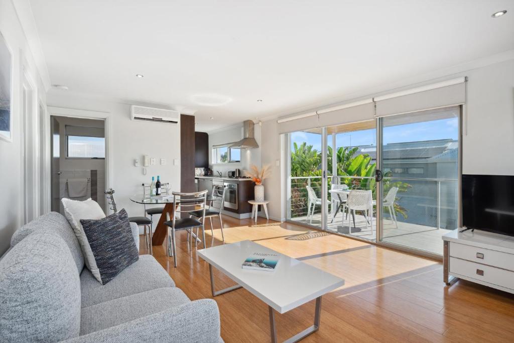 Applecross Riverside Apt, Perth