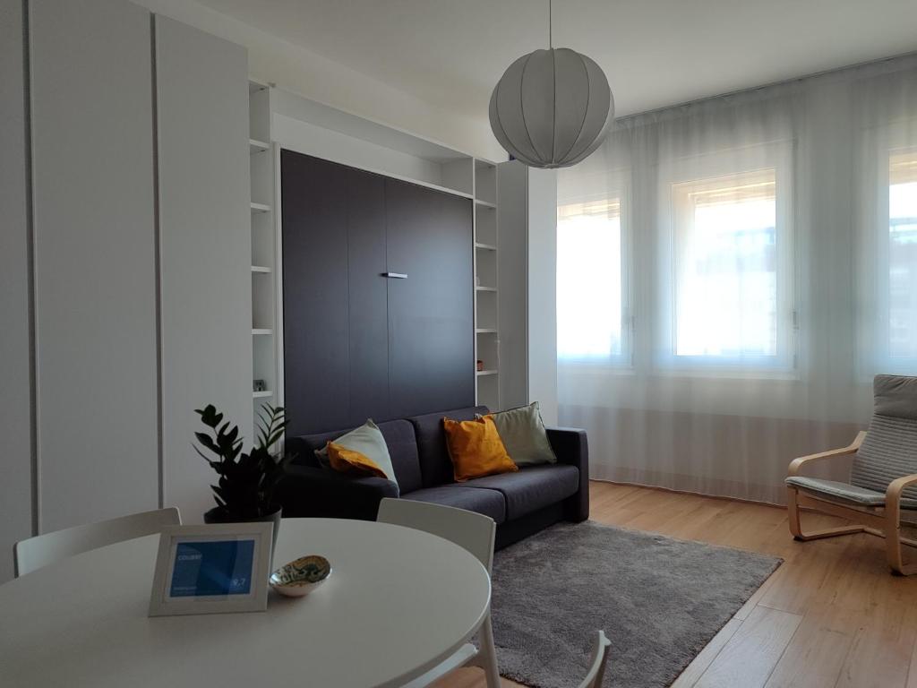 COLIBRI' - boutique apartment, Katánie