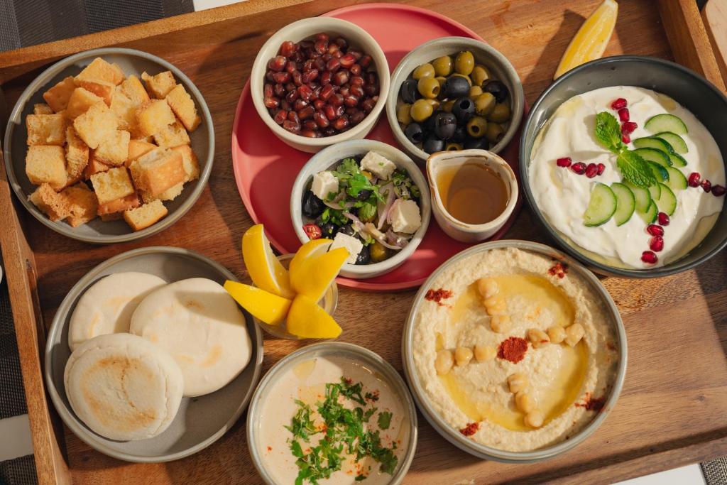 طعام و مشروبات