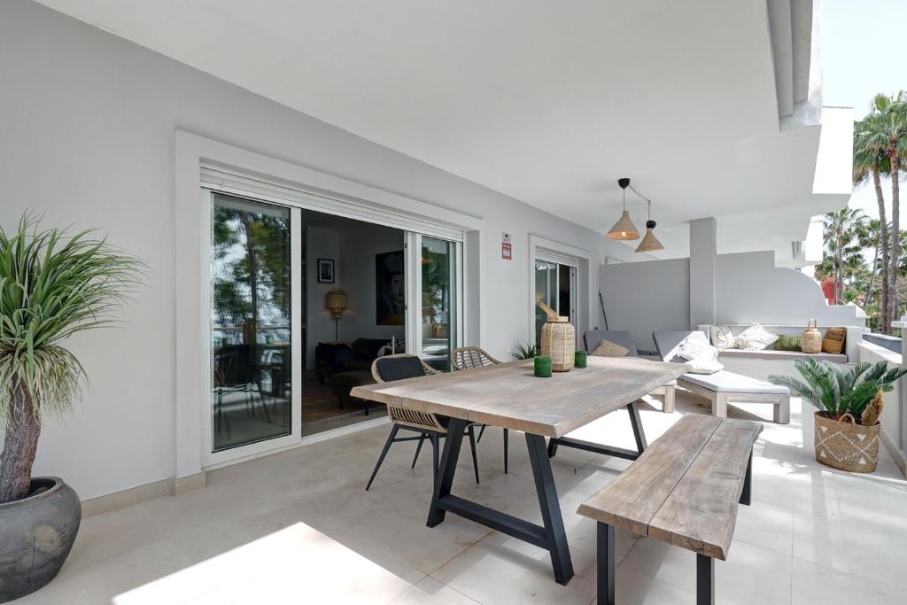 Renovated apt Aranja: with big balcony and sea view - 4
