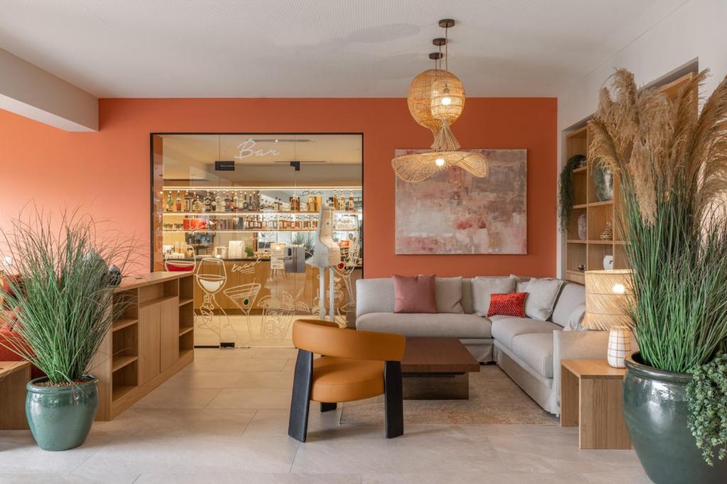 Ascona Lodge, Pool & Garden Retreat, Ascona