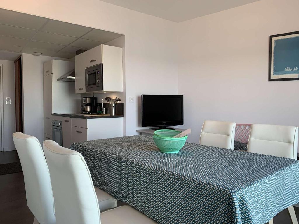 Superbe appartement TRES BELLE VUE MER à PERROS-GUIREC - Réf 824 - 4