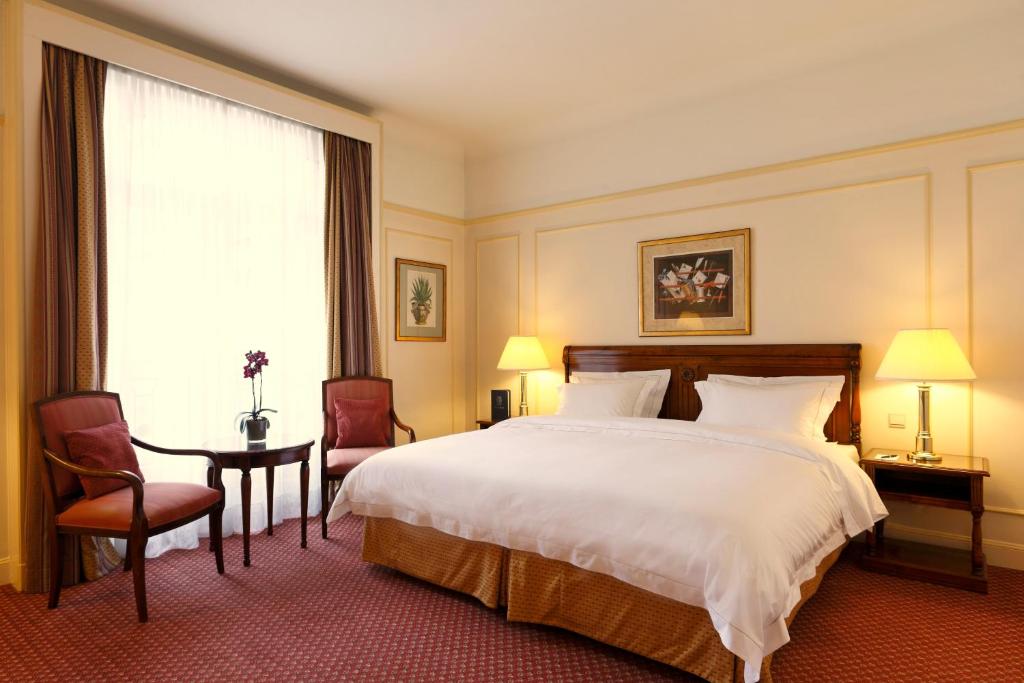 Hotel Le Plaza Photo 40