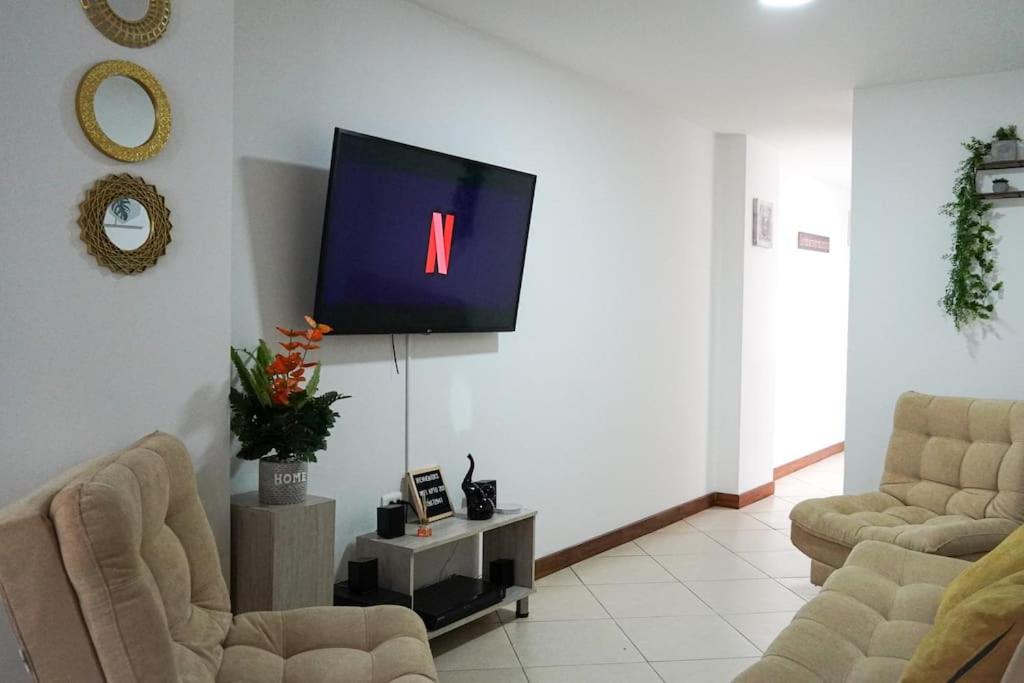 Apartamento Lujoso y Vintage cerca al Poblado - 1