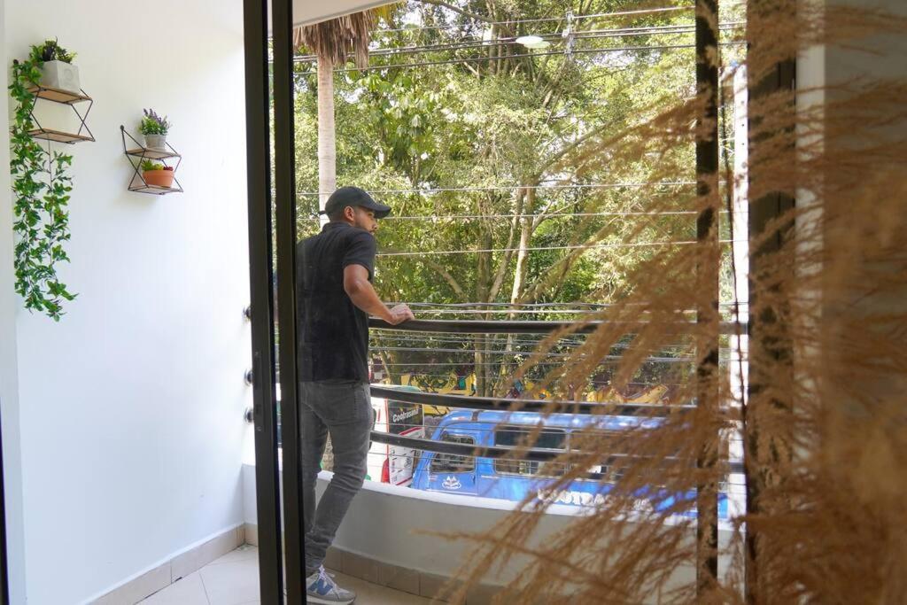 Apartamento Lujoso y Vintage cerca al Poblado - 3