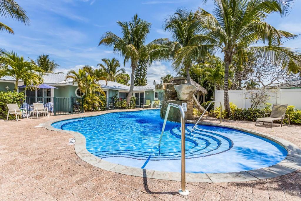 Blue Lagoon 1, Holmes Beach