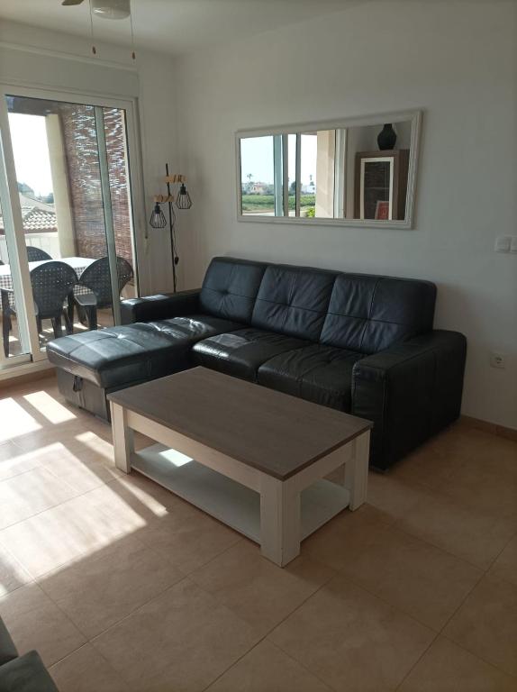 Apartamento con piscina y terraza con vista al mar - 3